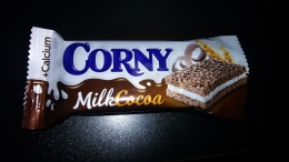 Батончик злаковый с молоком и какао "Corny Milk Cocoa" + Calcium