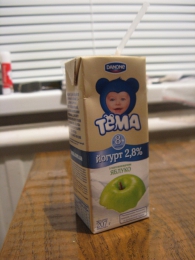 Детский йогурт "Тёма" Яблоко 2,8%
