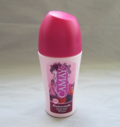 Шариковый дезодорант антиперспирант Camay Mademoiselle игривый аромат сладких ягод