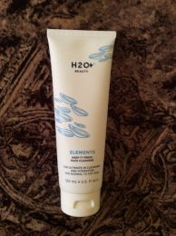 Очищающее и освежающее средство H2O+ elements для нормальной и сухой кожи