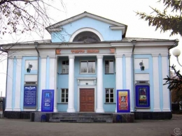 Иркутский областной театр кукол "Аистенок" (Иркутск, ул Байкальская, д.32)
