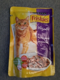Корм для кошек Purina Friskies с говядиной и ягненком в подливе