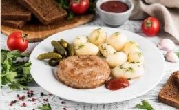 Котлеты куриные «Столичные» Ермолино