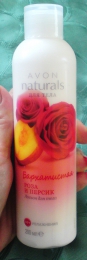 Лосьон для тела Avon Naturals "Бархатистая роза и персик"
