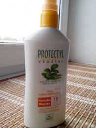 Молочко-спрей для загара Yves Rocher Protectyl Végétal SPF 15