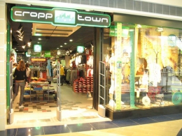 Магазин одежды "Cropp Town" (Казань, ул. Петербургская д. 1, ТЦ "Кольцо")