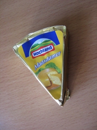 Плавленый сыр Hochland Maasdamer