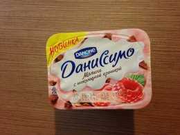 Продукт творожный Danone "Даниссимо" Малина с шоколадной крошкой