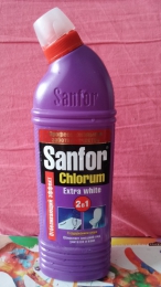 Чистящее средство Sanfor chlorum Extra white 2 в 1 "Отбеливающий эффект"