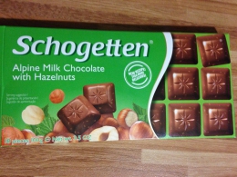 Шоколад "Trumpf" Schogetten Alpine Milk Chocolate with Hazelnuts