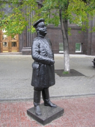 Скульптура "Городовой" (Россия, Челябинск)