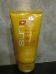 Солнцезащитный увлажняющий крем для лица Avon Sun SPF 30