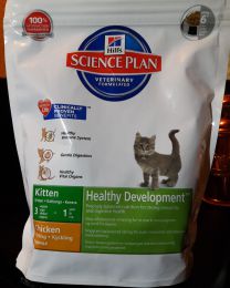 Сухой корм для котят Hills Science Plane Healthy Development с курицей