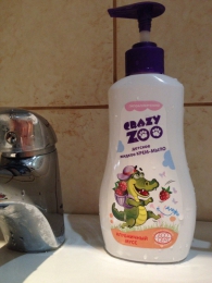 Детское жидкое крем-мыло Crazy Zoo клубничный мусс