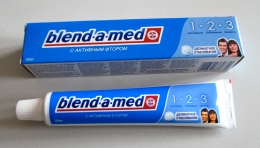 Зубная паста Blend-a med "Деликатное отбеливание" с активным фтором