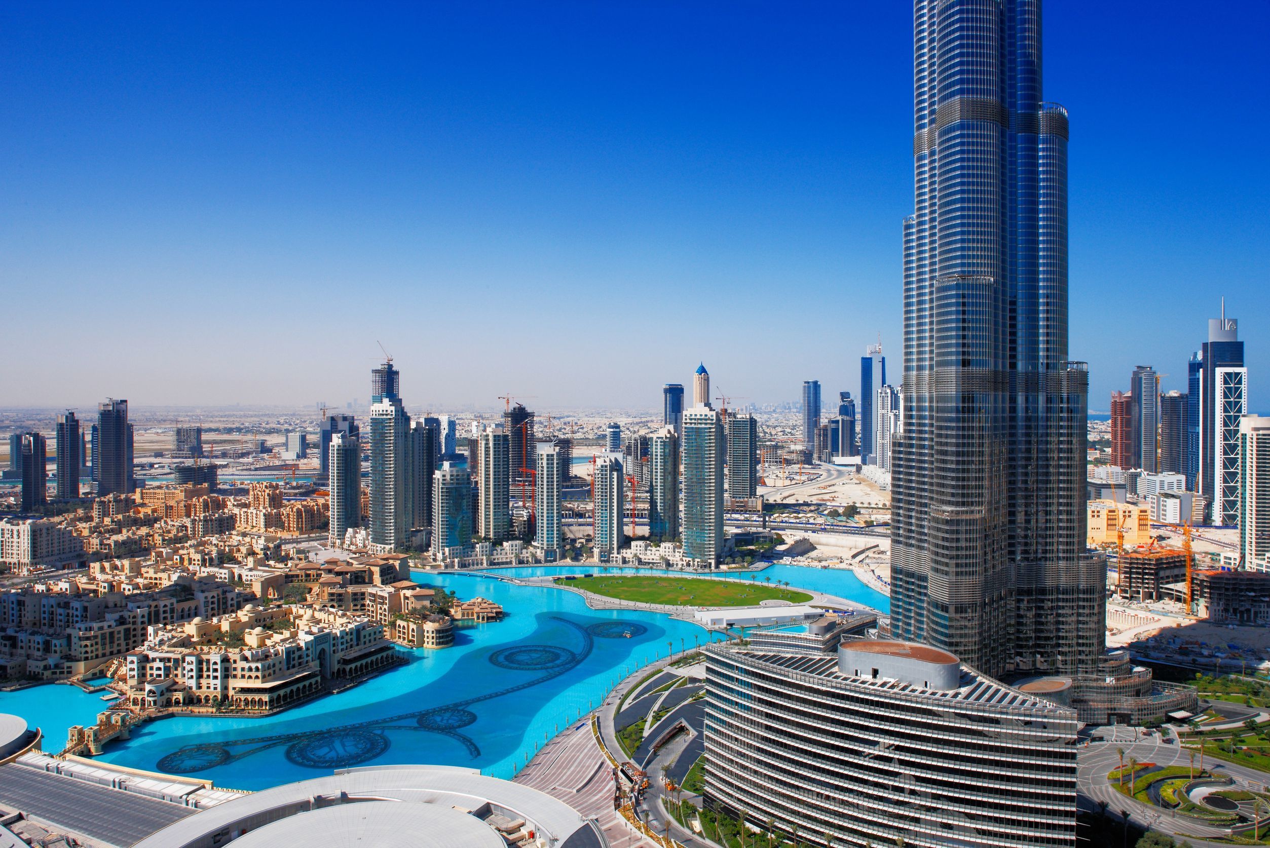 Какие города в оаэ. ОАЭ Дубай Бурдж-Халифа. Даунтаун Дубай. Даунтаун Бурдж Дубай.