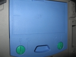 Для извлечения выпускного фильтра необходимо повернуть зеленые фиксаторы на 90 градусов по часовой стрелке.