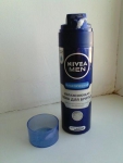 увлажняющая пена для бриться "Классическая" фирмы Nivea Men(улучшенная формула - с алоэ вера) со снятой крышечкой