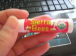 Sierra Bees, Натуральный бальзам для губ с гранатом, пчелиным воском и витамином E