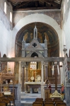 Интерьер церкви Санта-Мария-ин-Космедин (Рим)