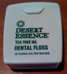Зубная нить Desert Essence tea tree oil, коробочка