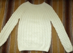 Теплый обалденный свитер за 250 руб. тоже с распродажи.