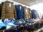 Мужские куртки и кроссовки в магазине "Ваш стиль" г.Смоленск, ул.Багратиона