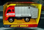 Мусоровоз "Mighty Wheels" 79458