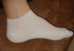 белый носок