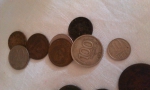 сто рублей монеткой