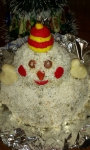 Торт снеговичок, декорированный мастикой из зефира