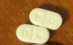 Достинекс, две таблетки