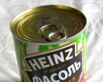 Так открывается баночка с красной фасолью Heinz.