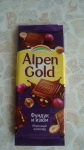 Alpen Gold ФУНДУК И ИЗЮМ Молочный шоколад.