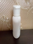 Образец бутылочки, которая растворяется жидкостью для снятия лака "Умная эмаль"