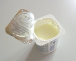 Йогурт "Растишка" живые бактерии, обогащённый кальцием и витамином D, Danone открытый