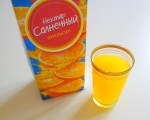 Нектар из апельсина "Солнечный" неосветленный в стакане