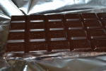 Горький шоколад "СладКо" 55% какао логотип производителя на плитке
