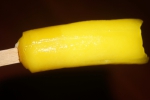 Мороженое действительно напоминает банан