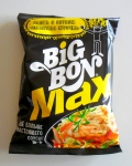Лапша с соусом "Пикантная курочка" Big Bon Max в упаковке
