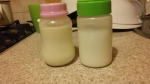 сравнение по цвету молока и  смеси