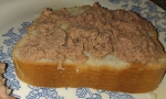 бутерброд из паштета из икры и печени трековых "Морской котик"
