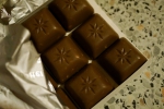 Шоколад "Trumpf" Schogetten Alpine Milk Chocolate with Hazelnuts - удобное деление сразу на ломтики