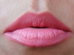 Помада увлажняющая Julia Cosmetics Perfect Shine Lipstick Make-Up Collection Vitamin A&E  тон 32