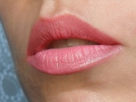 Помада увлажняющая Julia Cosmetics Perfect Shine Lipstick Make-Up Collection Vitamin A&E  тон 32