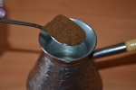 Приготовление кофе в джезве (турке, кофеварке) медной "Виноград" 600 мл ИП Кулешов