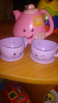 Чайник и чашки