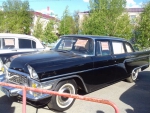 ГАЗ-13 "Чайка". Выпускались с 1959 по 1981гг. Всего 3189 автомобилей.