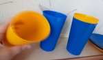 стаканы. аналогично 4 ре штуки (2 синих, 2 желтых)