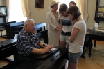 Гречко Георгий Михайлович дает автограф моим доченькам
